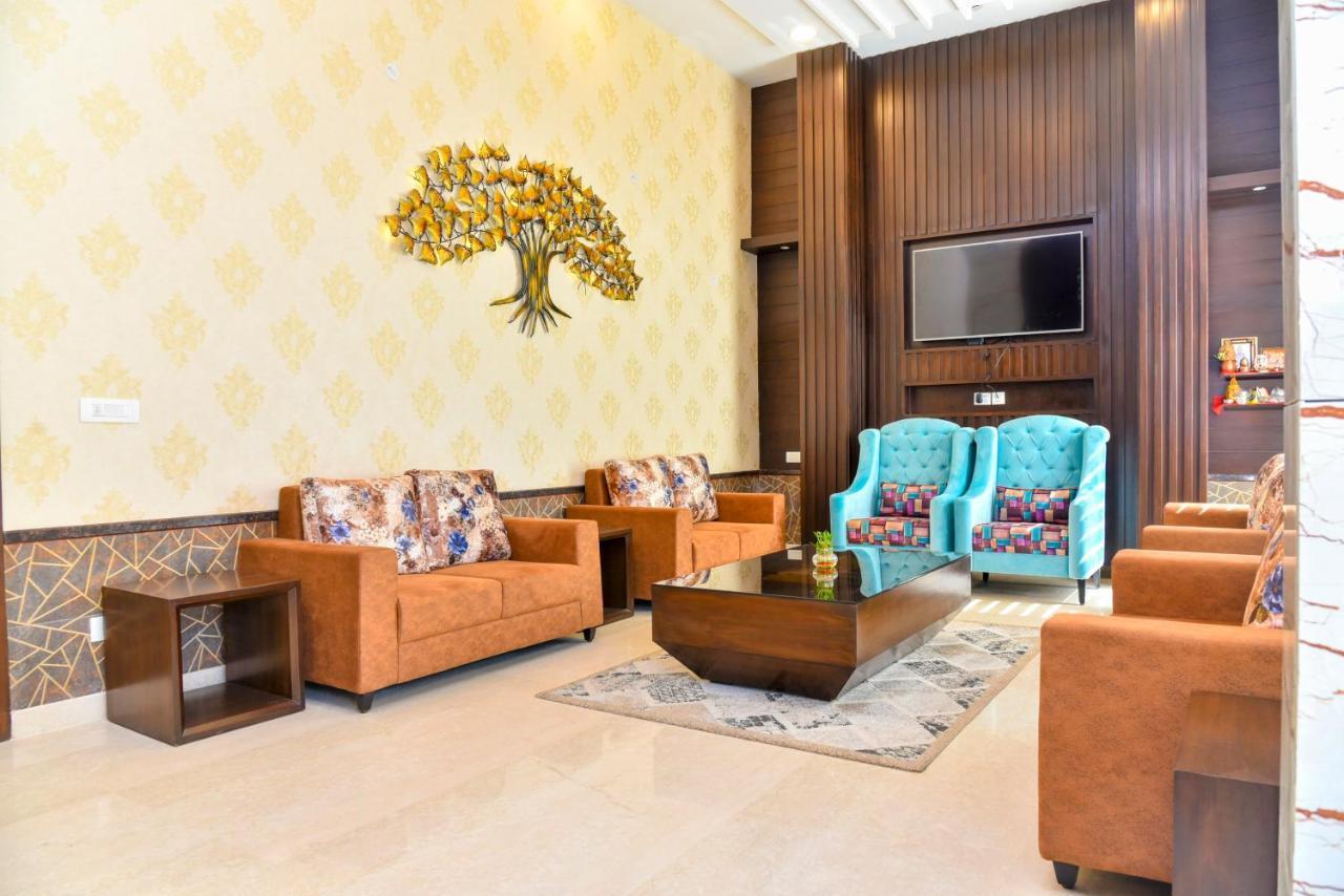 Hotel Suncity Plaza, Sitapura, Джапур Экстерьер фото