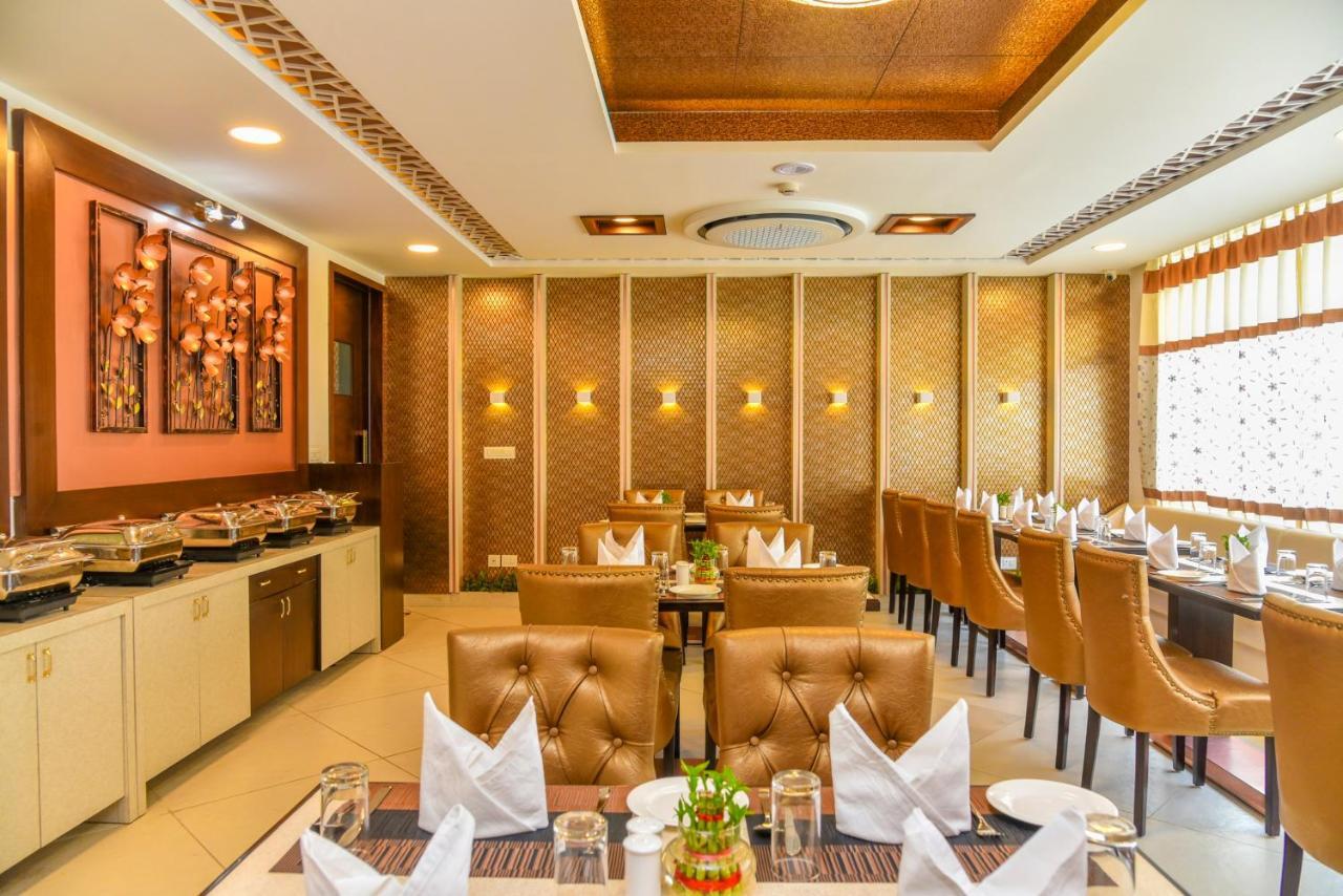 Hotel Suncity Plaza, Sitapura, Джапур Экстерьер фото